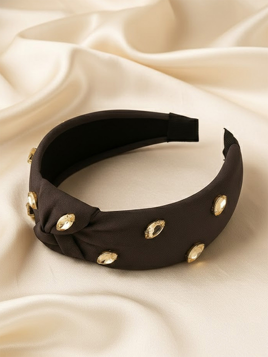Adwitiya Collection Women Black & Cream-Coloured Beaded Hairband