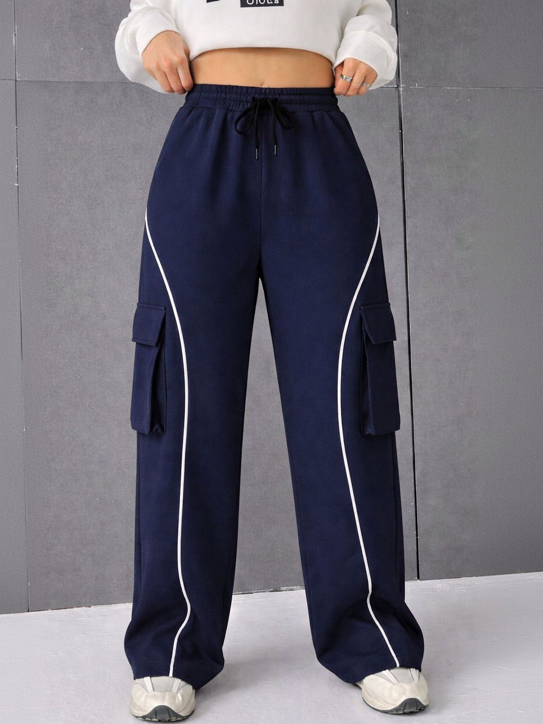 ORIEX THE ORIGINAL FASHION Women Comfort Loose Fit High-Rise Easy Wash Cargos Trousers