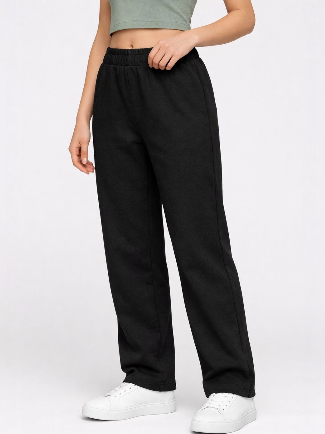 TRUE WESTIES Women Regular Fit Track Pants