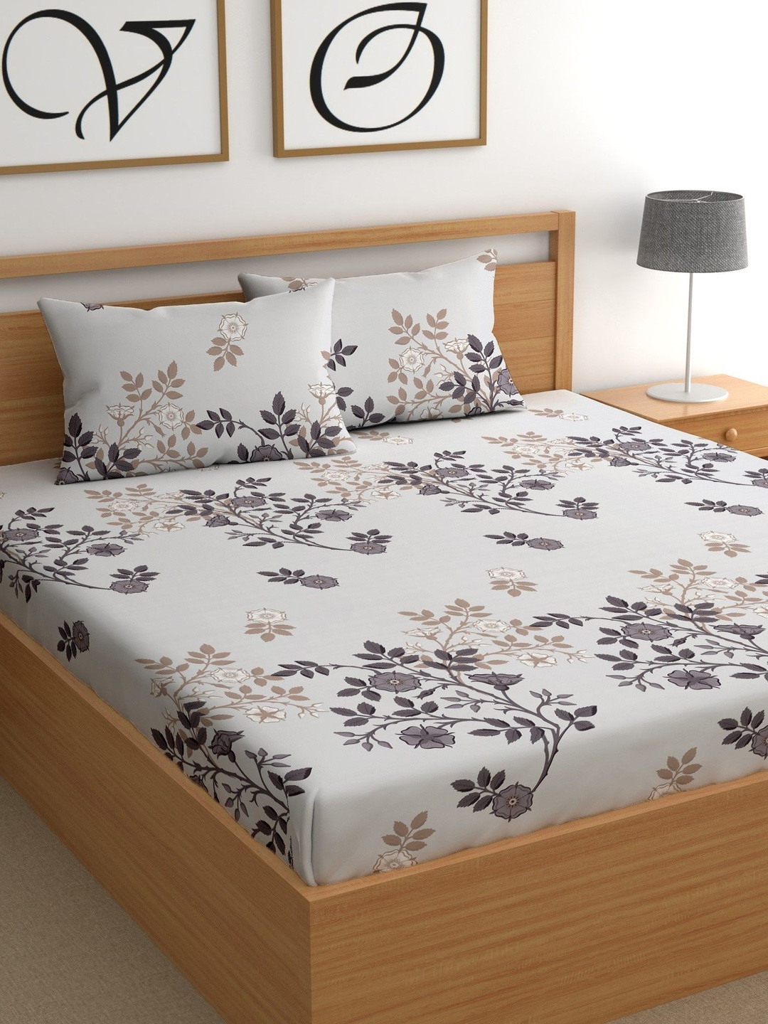 CHHAVI INDIA White Floral 180 TC King Bedsheet with 2 Pillow Covers