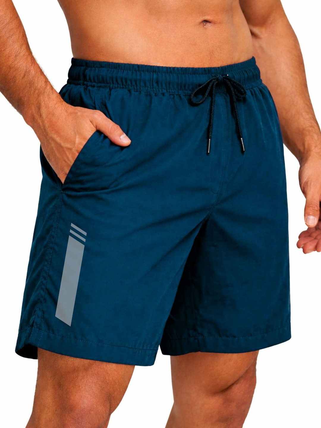 3Colors Men Colourblocked Low-Rise Running Sports Shorts with Technology