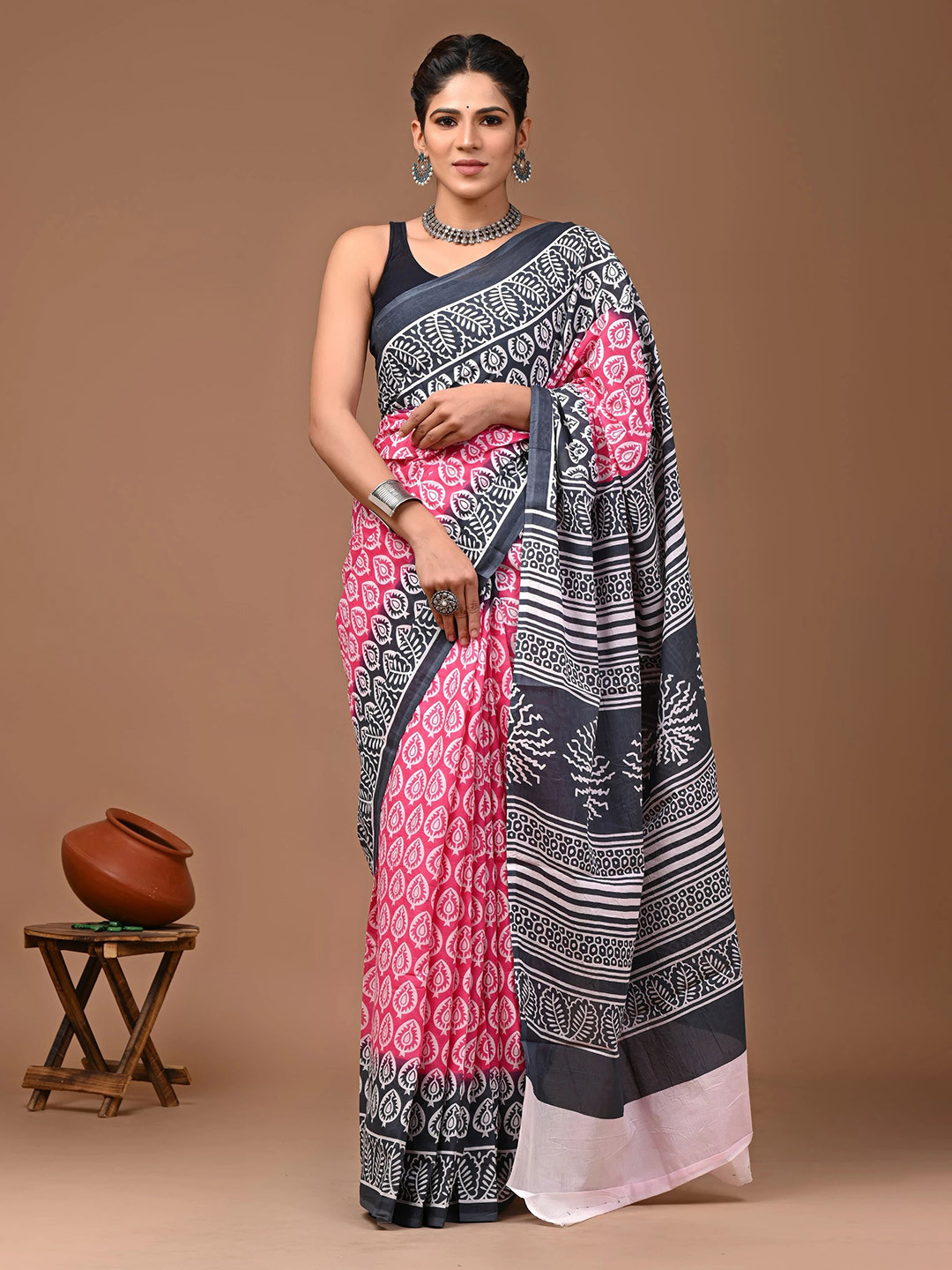 RAMNATHS Ethnic Motifs Pure Cotton Handloom Dabu Saree