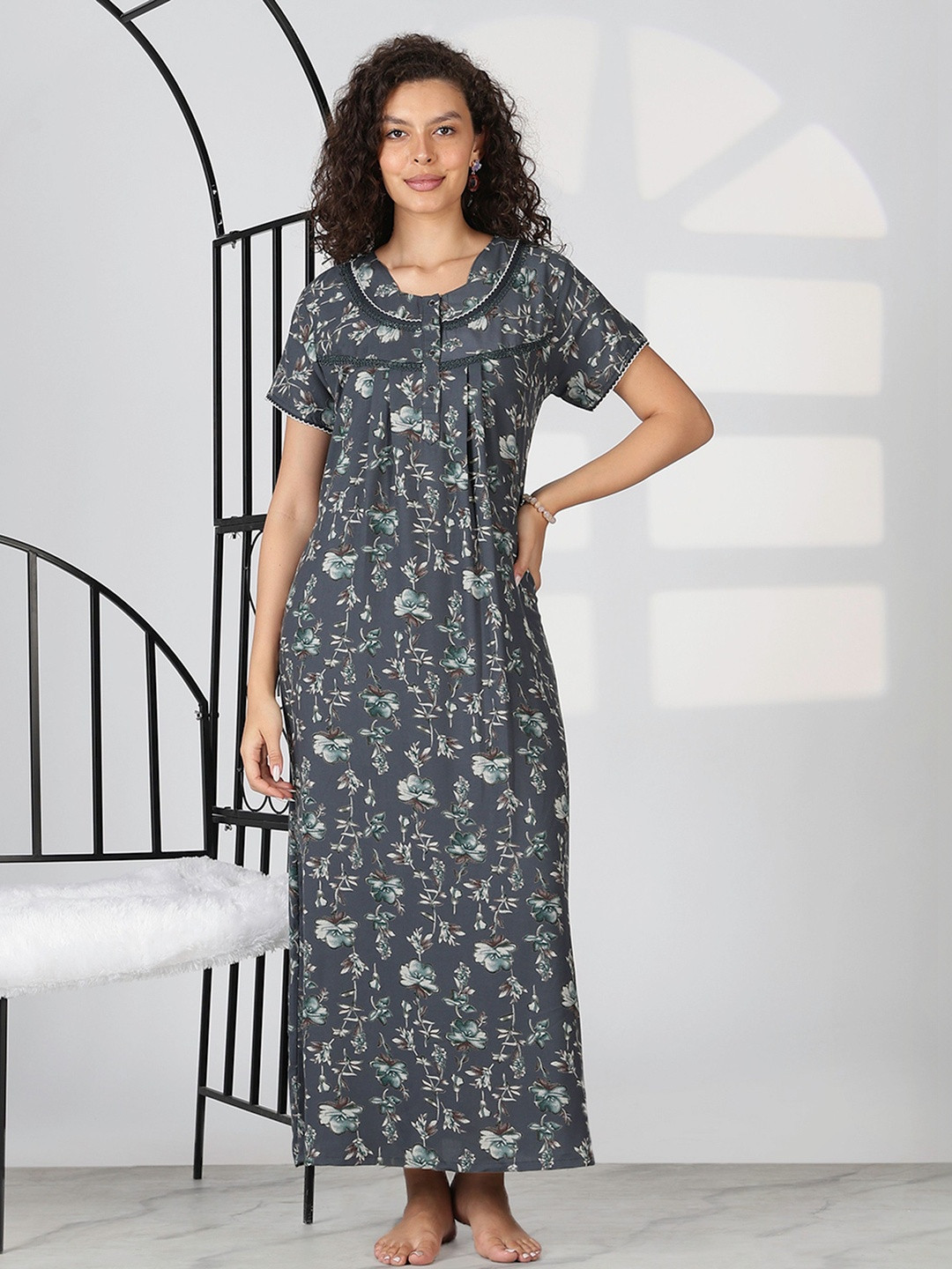 9shines Label Printed Maxi Nightdress