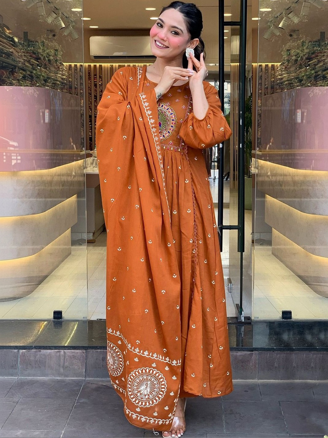 BALAJI ETHNIC STUDIO Women Ethnic Motifs Embroidered Empire Thread Work Kurta with Pyjamas & With Dupatta