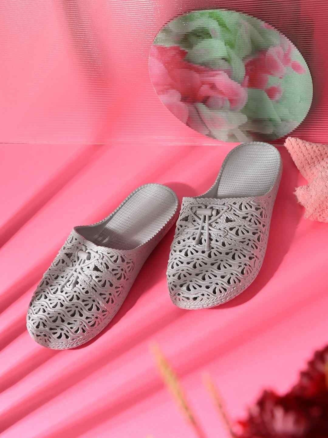ABJ Fashion Women Slip-On
