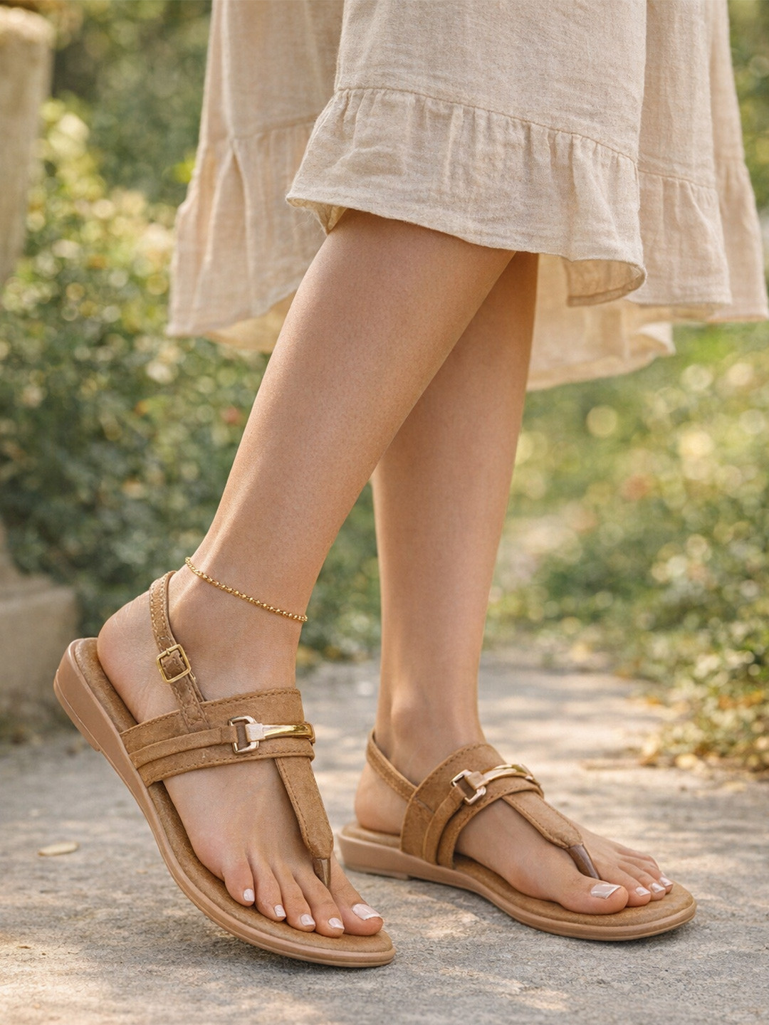Snasta Women Textured T-Strap Flats with Western Embellished