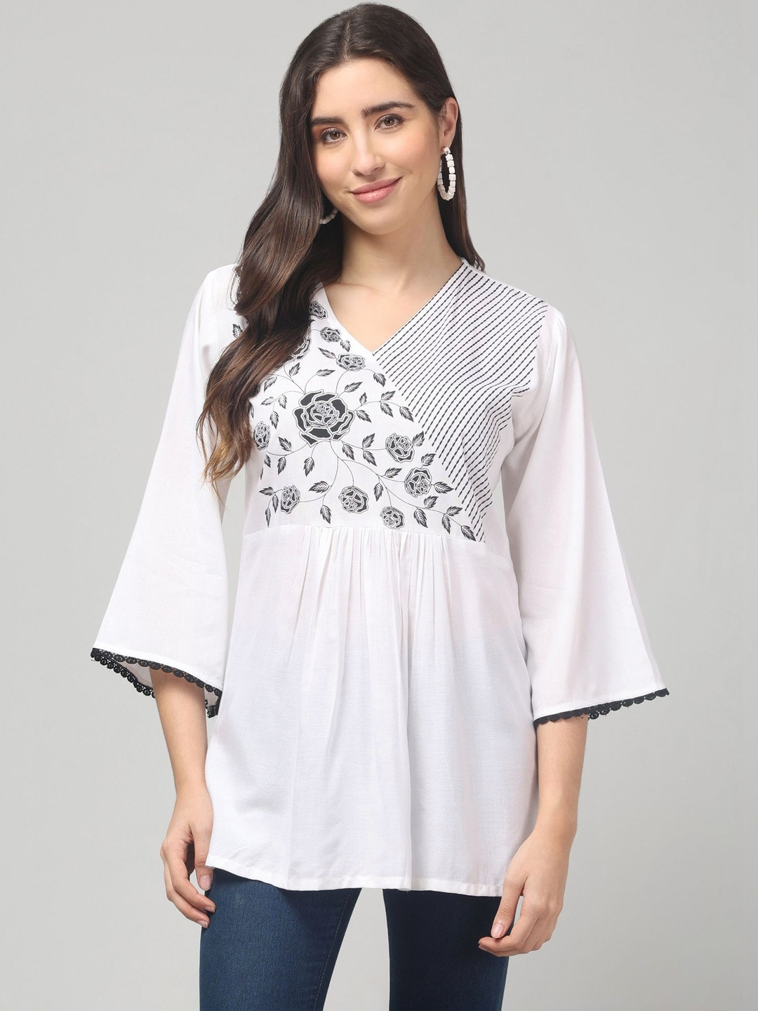 CROWN KING Floral Embroidered V-Neck Flared Sleeves Empire Kurti