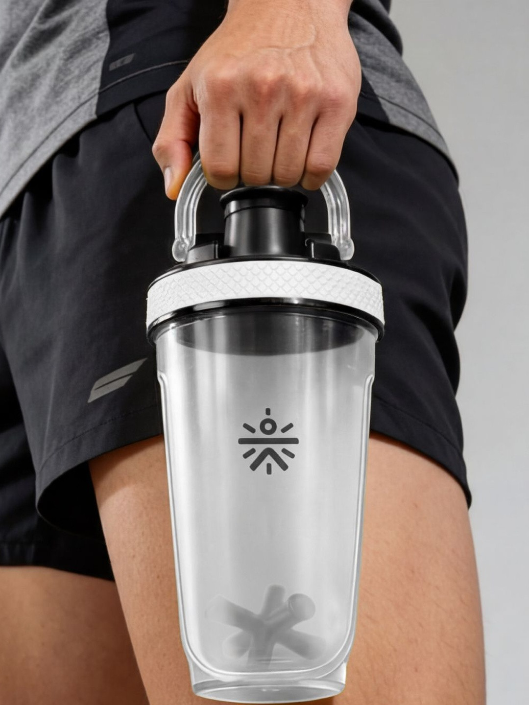 CULT FrostBlend 500 ml Leak-Proof Multipurpose Shaker Bottle - Frosted White