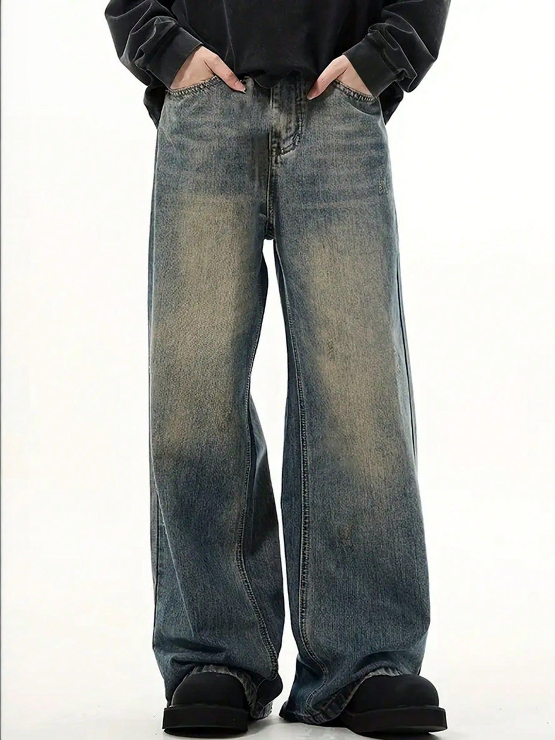 Off Duty India Men Mid-Rise Low Distress Heavy Fade Jeans - Image 1