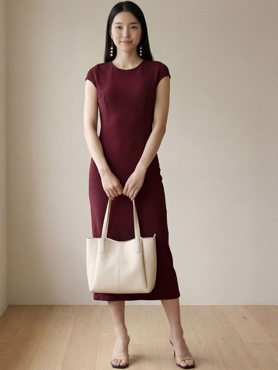 Selvia Edge Sheath Midi Dress