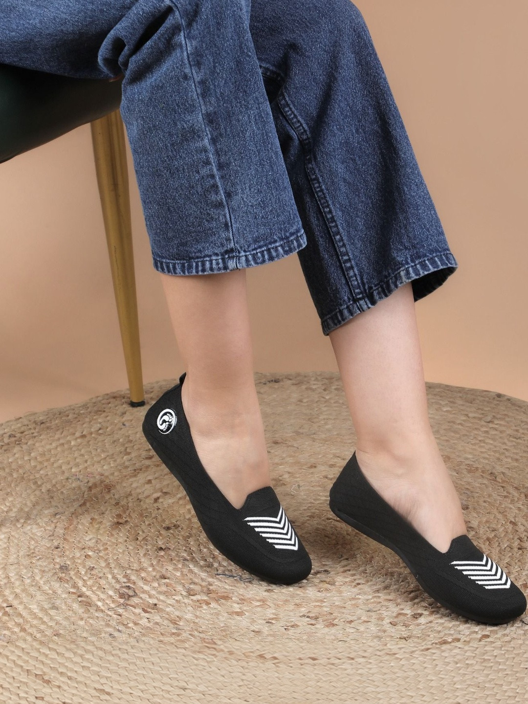 Shoeshion Round Toe Slip-On Ballerinas