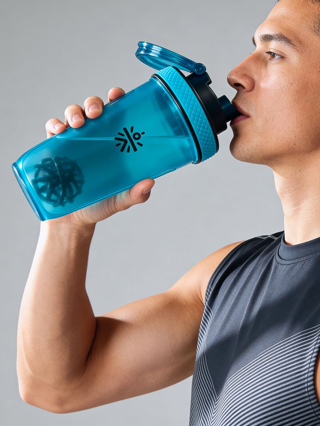 CULT FrostBlend 500 ml Leak-Proof Multipurpose Shaker Bottle - Blue