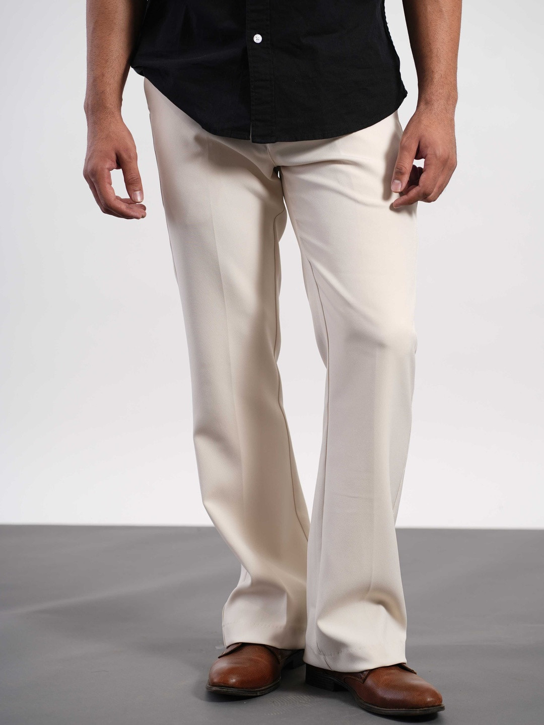 SAINT PEACH Men's Mid-Rise Bootcut Pant