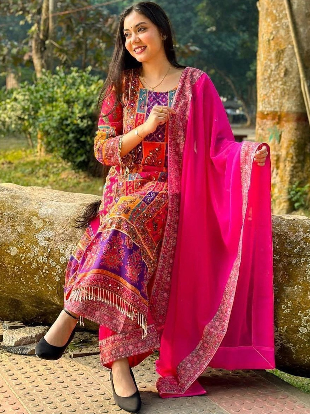 DHVIJA FASHION Women Ethnic Motifs Printed Regular Kurta with Trousers & With Dupatta