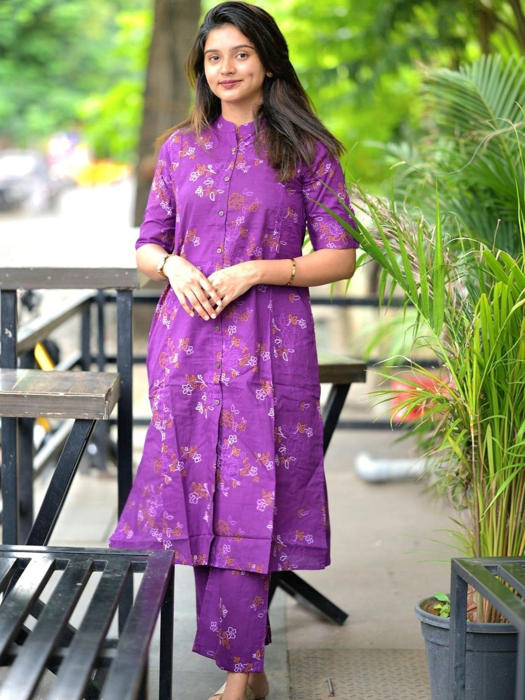 YAGNIK FASHION Women Floral Printed Regular Kurta with Trousers