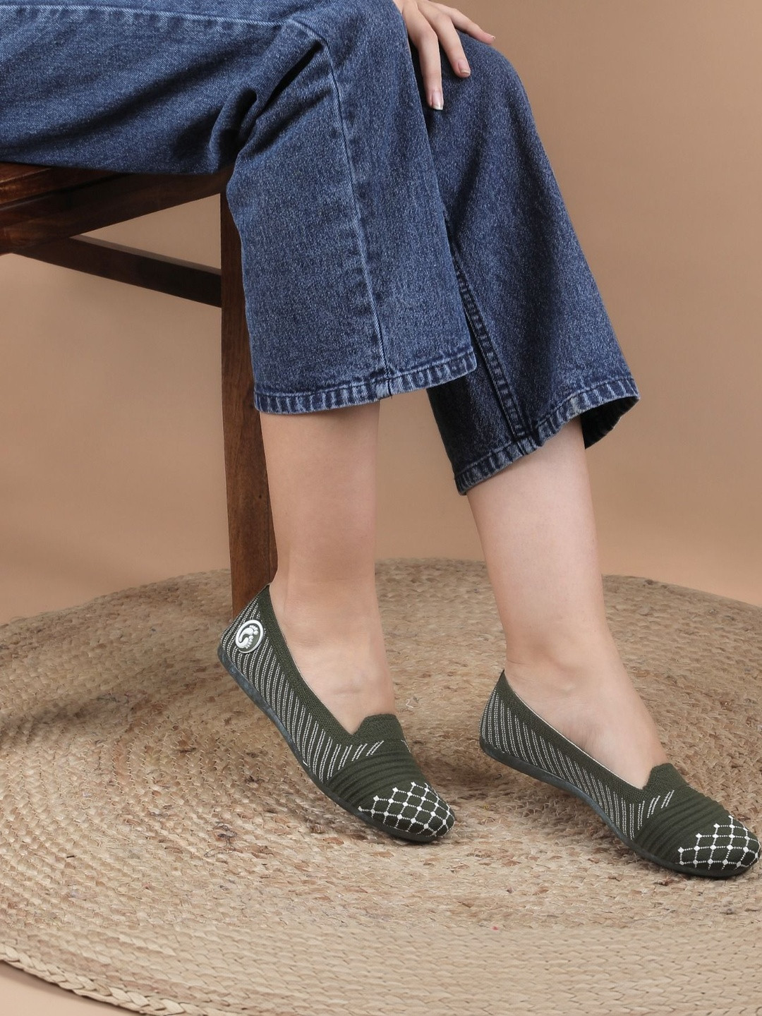 Shoeshion Round Toe Slip-On Ballerinas