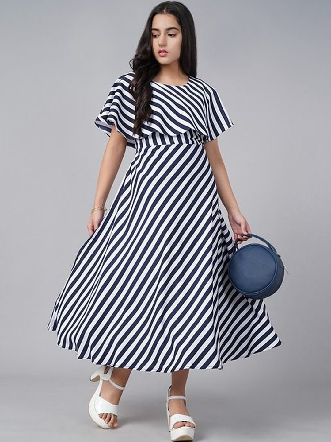 KRASRENAR Floral Print Flared Sleeve Crepe Formal Fit & Flare Maxi Dress
