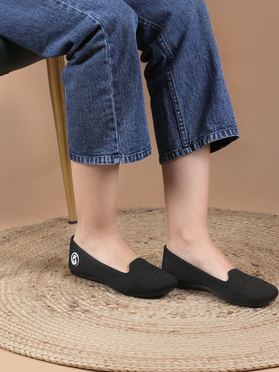 Shoeshion Round Toe Slip-On Ballerinas