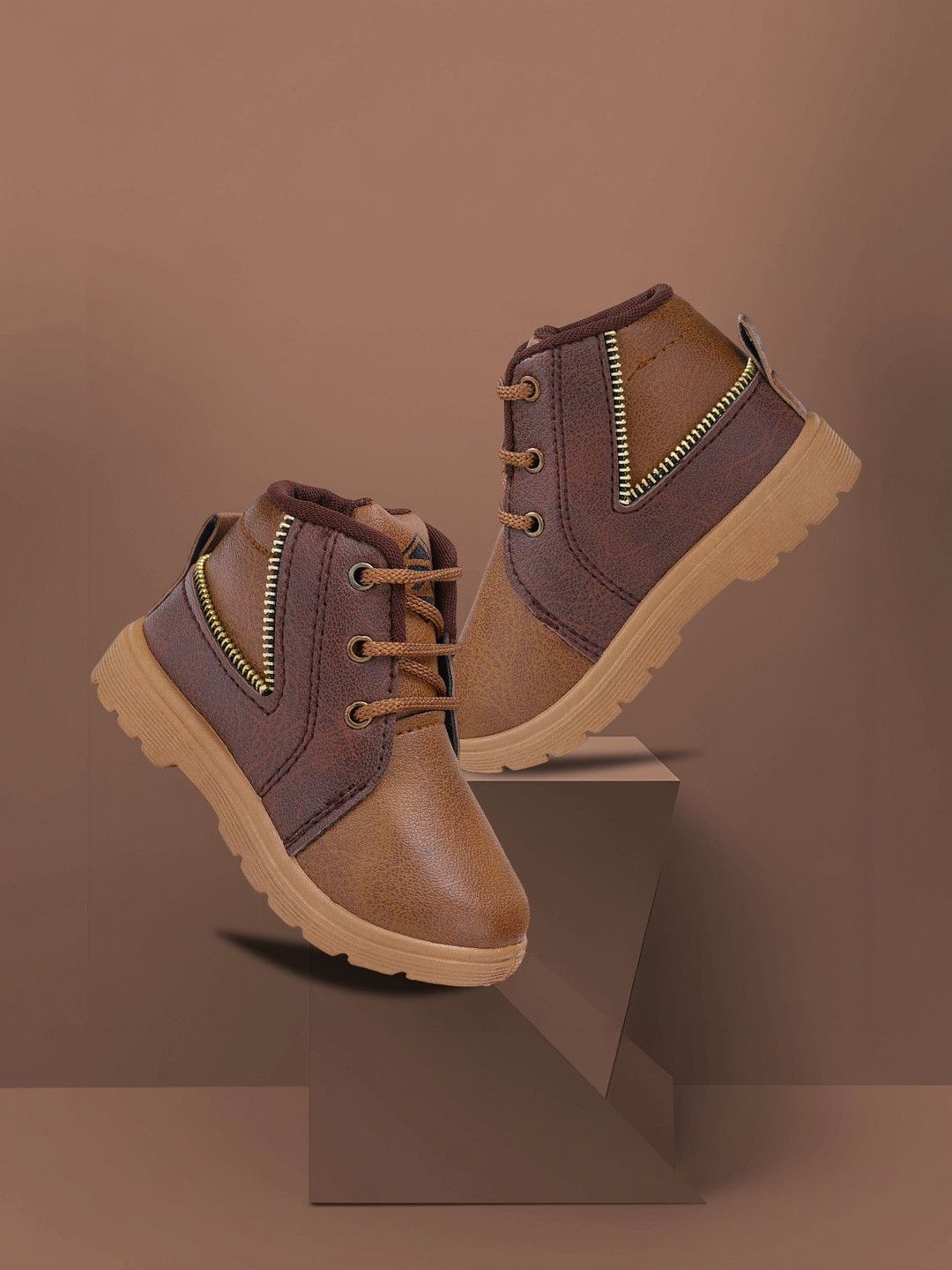 BERSACHE Boys Mesh Walking Non-Marking Shoes