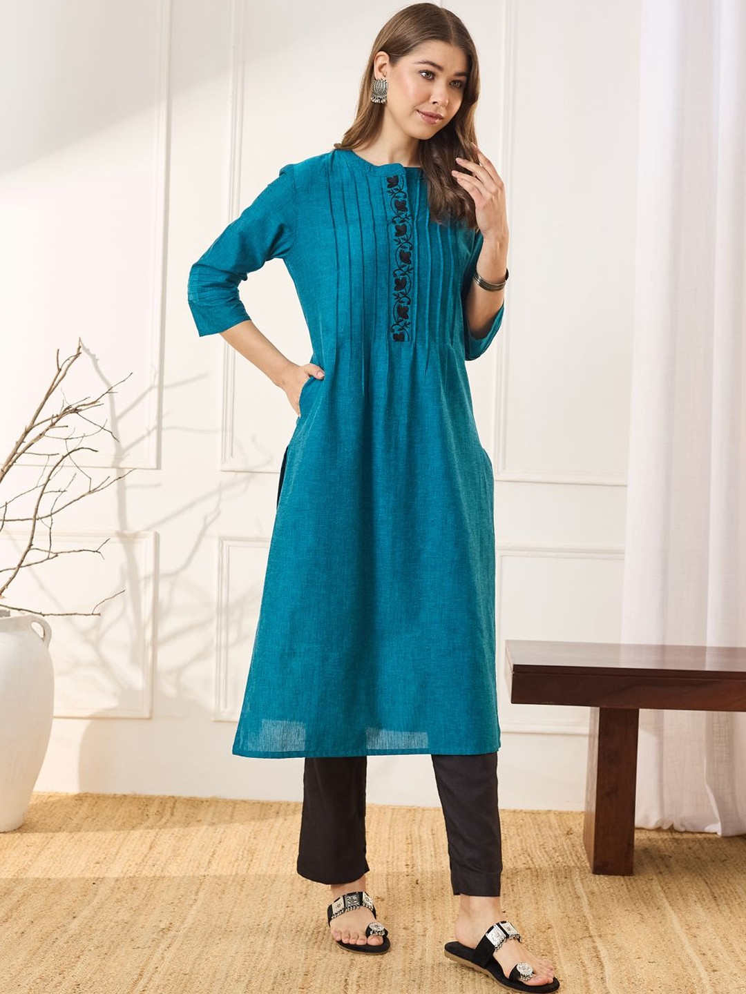 Anouk Women Embroidered Regular Sleeves Kurta