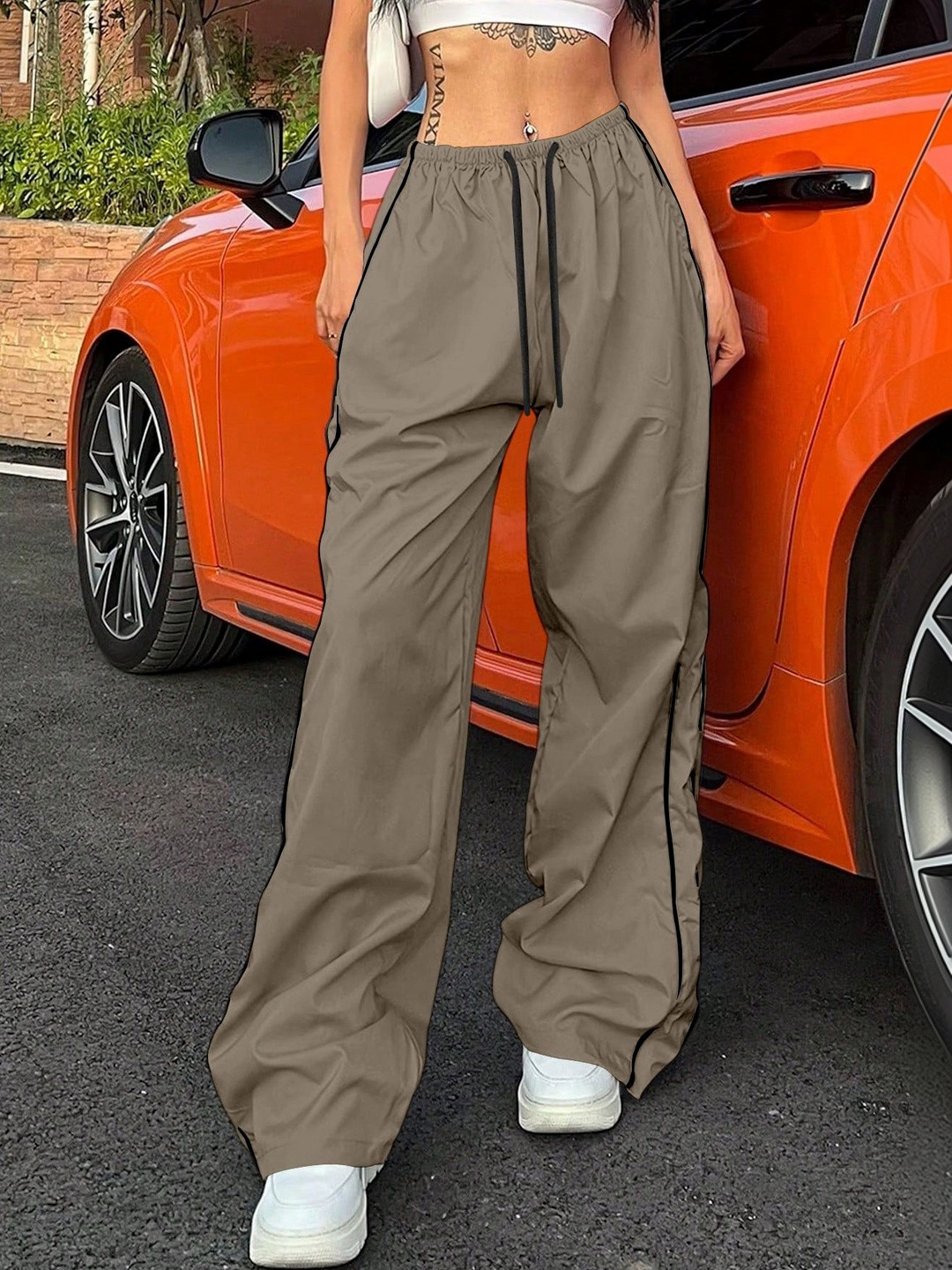 RAJOVATI Women Regular Fit Joggers