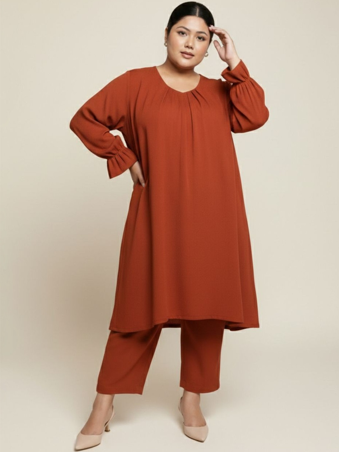 Sztori Women Regular Silk Crepe Kurta with Trousers
