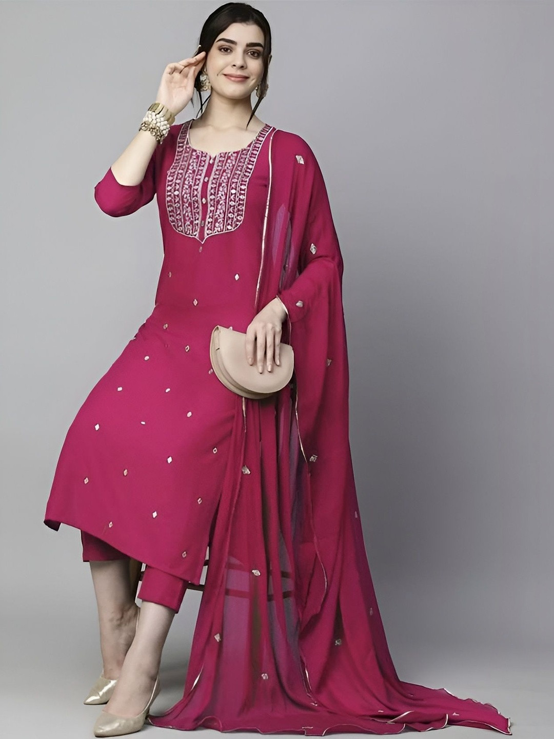 RSAM FASHION Women Ethnic Motifs Embroidered Regular Thread Work Kurta with Trousers & With Dupatta