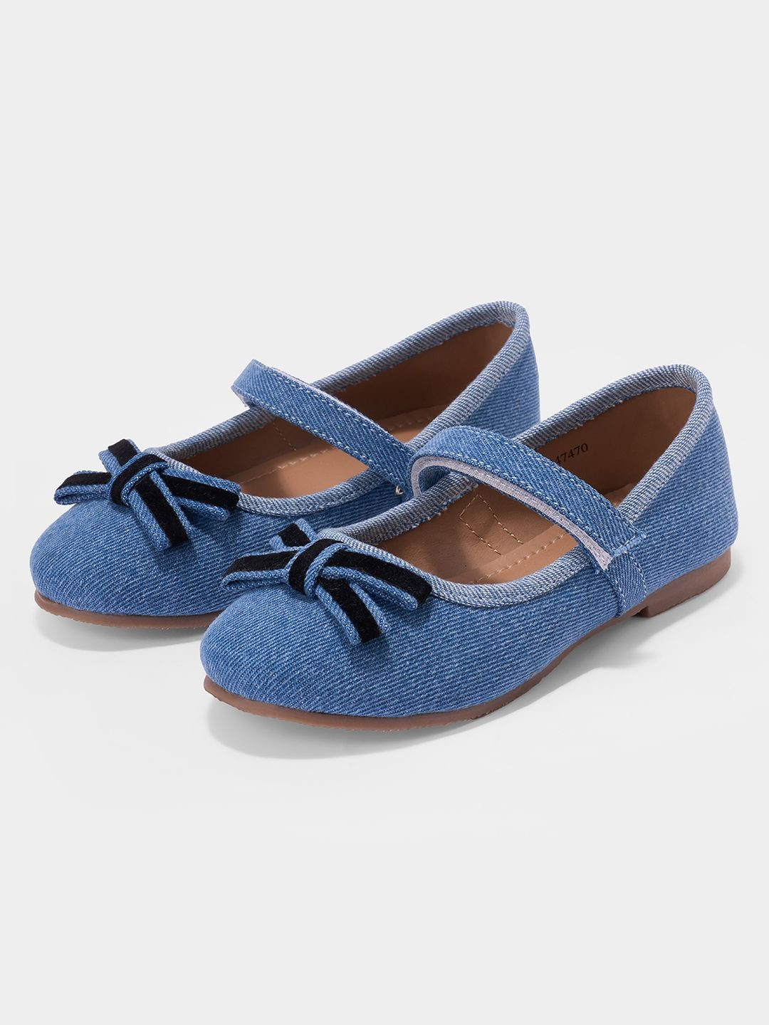 Pantaloons Junior Girls Fashion with Bows Flats