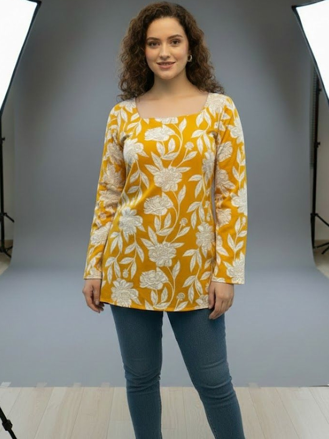 Classy Creation Floral Printed Square Neck Kurti