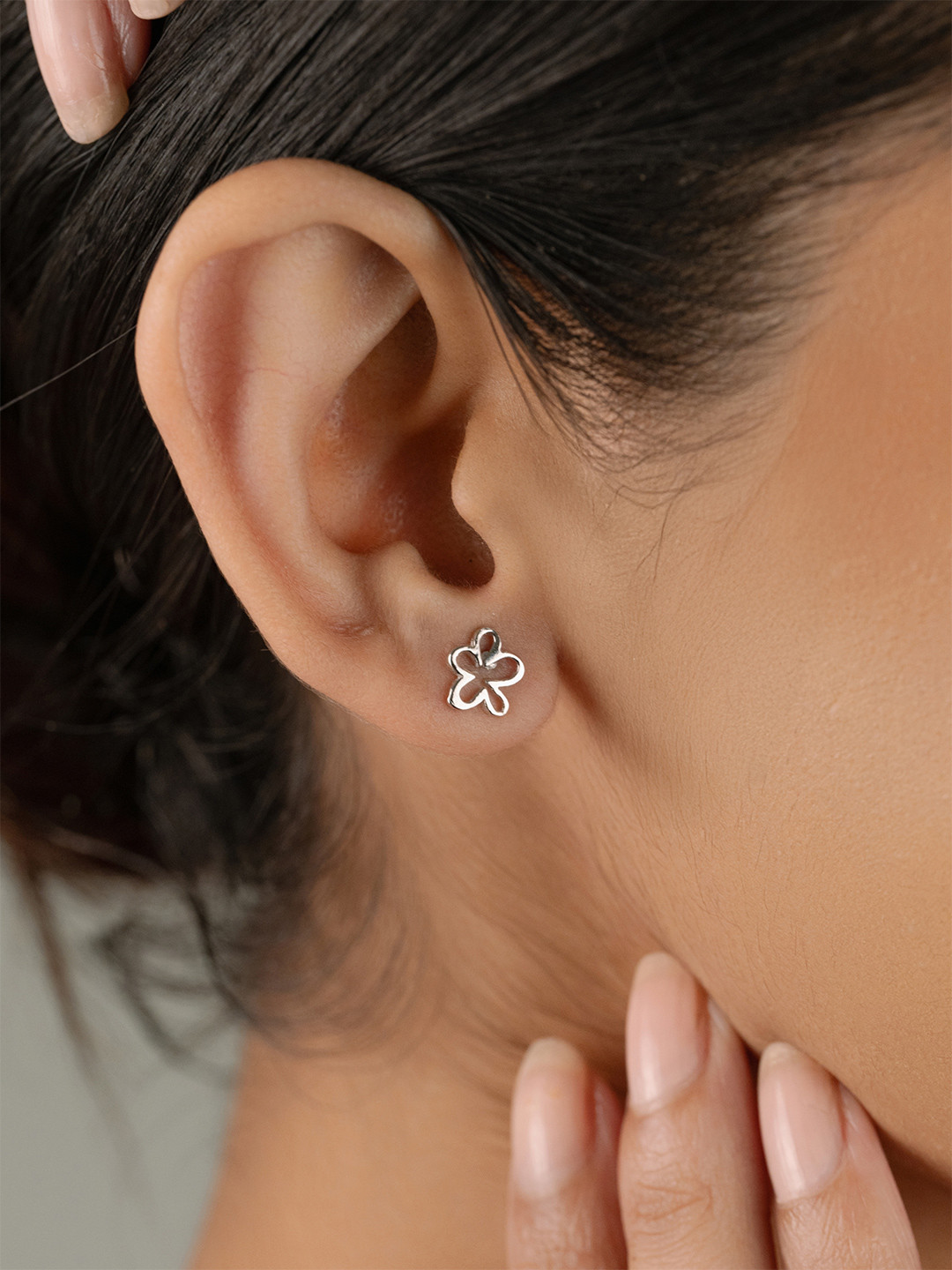 925 Sterling Silver Floral Studs