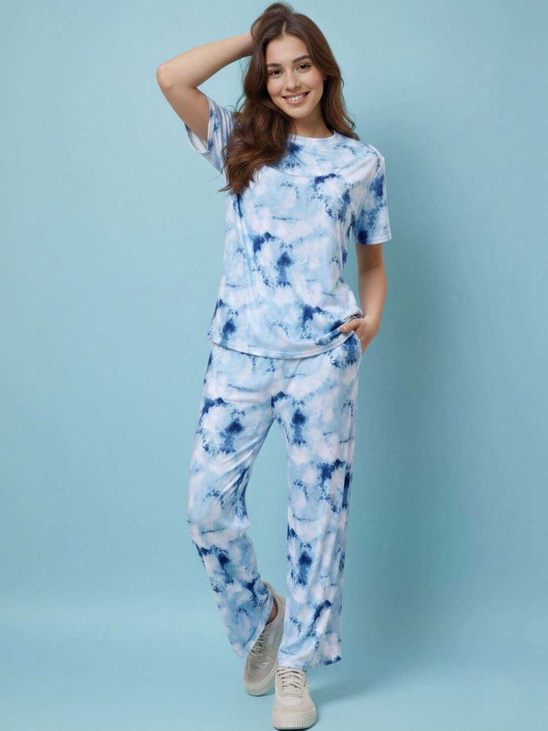 FITIN OUTFIT Women Printed Night suit