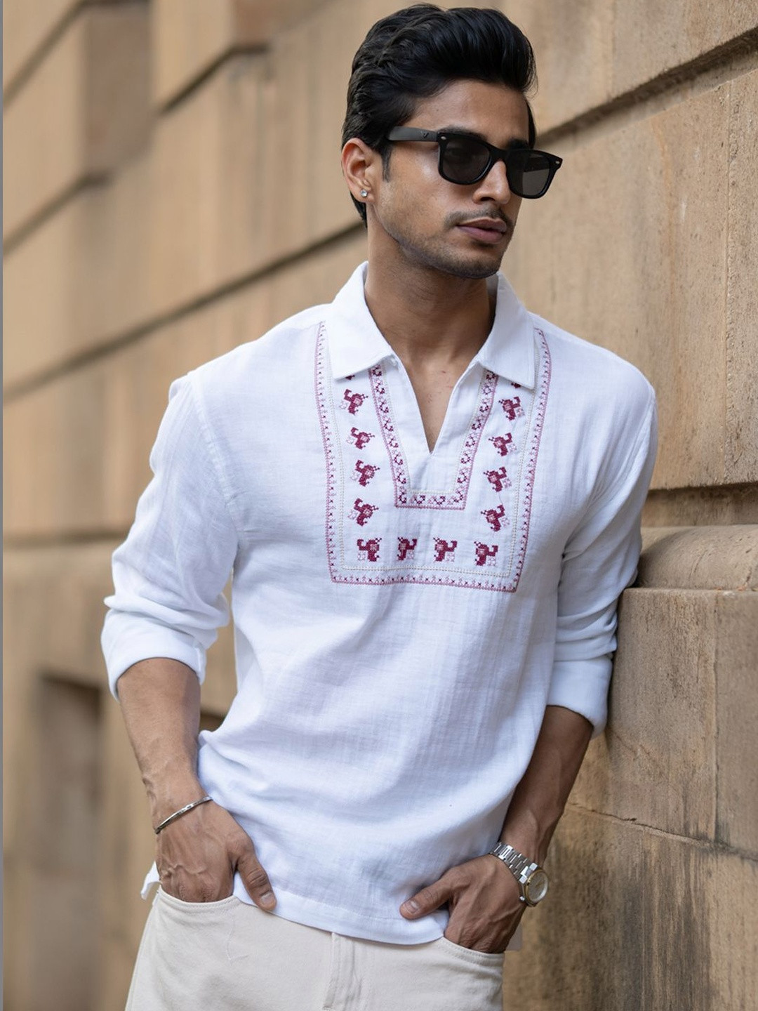 Powerlook Men Floral Embroidered Casual Shirt