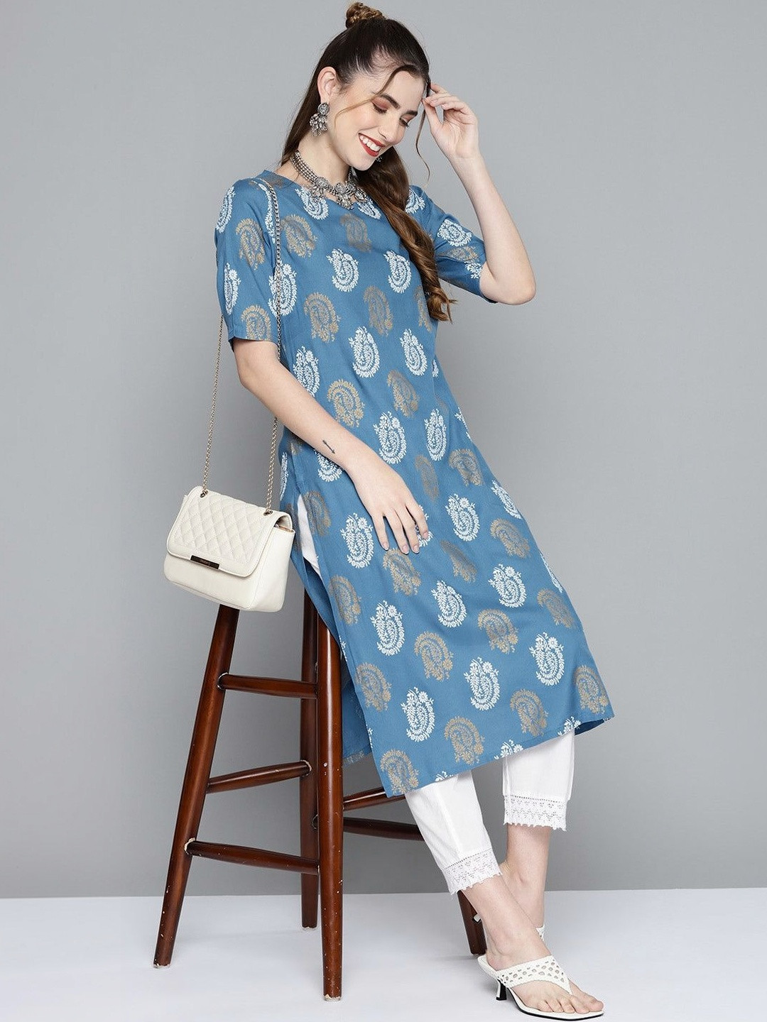 BKApparels Women Ethnic Motifs Printed Cold-Shoulder Sleeves Thread Work Floral Kurta