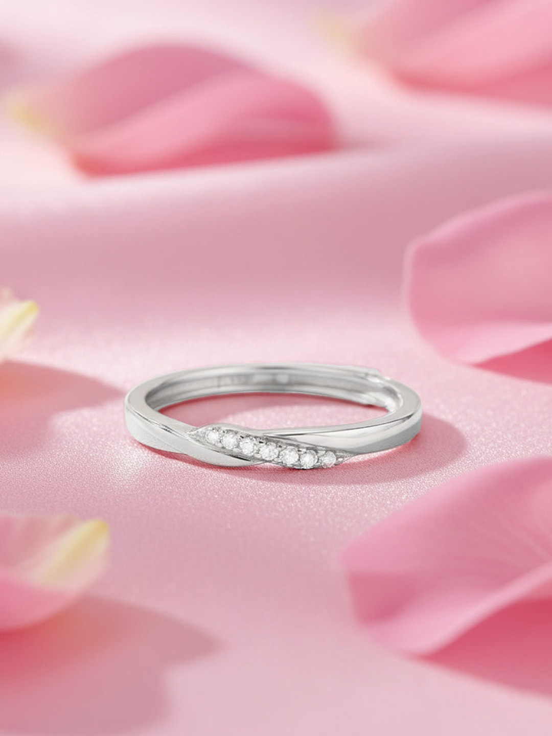 Zavya 925 Sterling Silver Rhodium-Plated CZ-Studded The Silent Promise Finger Ring