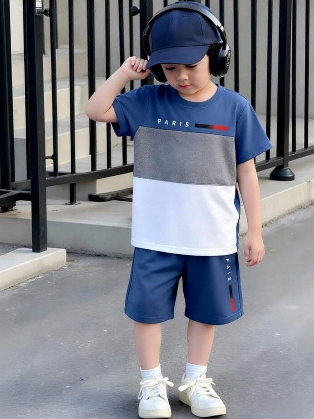 ELPIXIE FASHION Unisex Kids Colourblocked T-shirt with Shorts