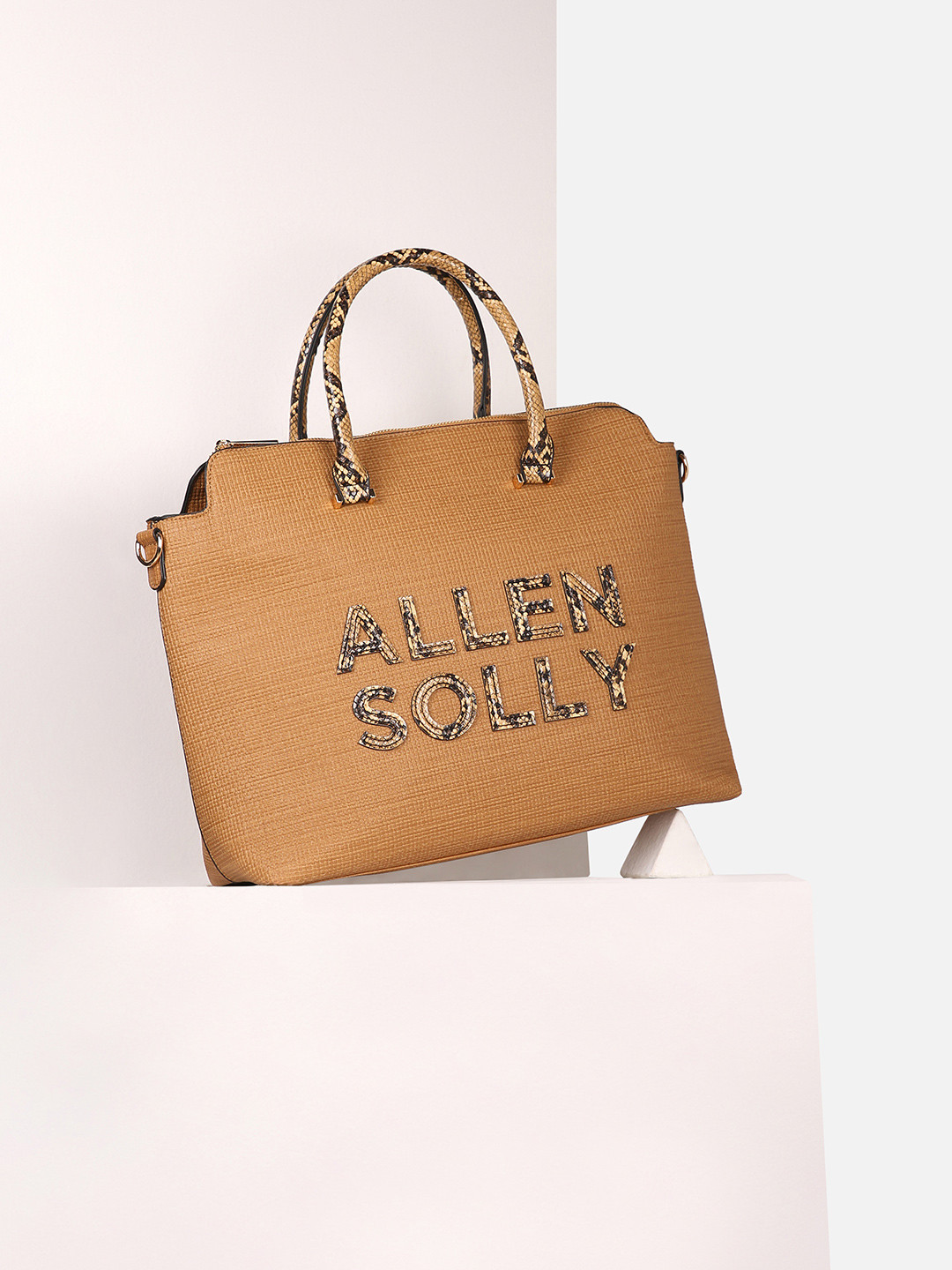 Allen Solly Woman Animal Textured Tablet Sleeve Medium Structured Handheld Bag