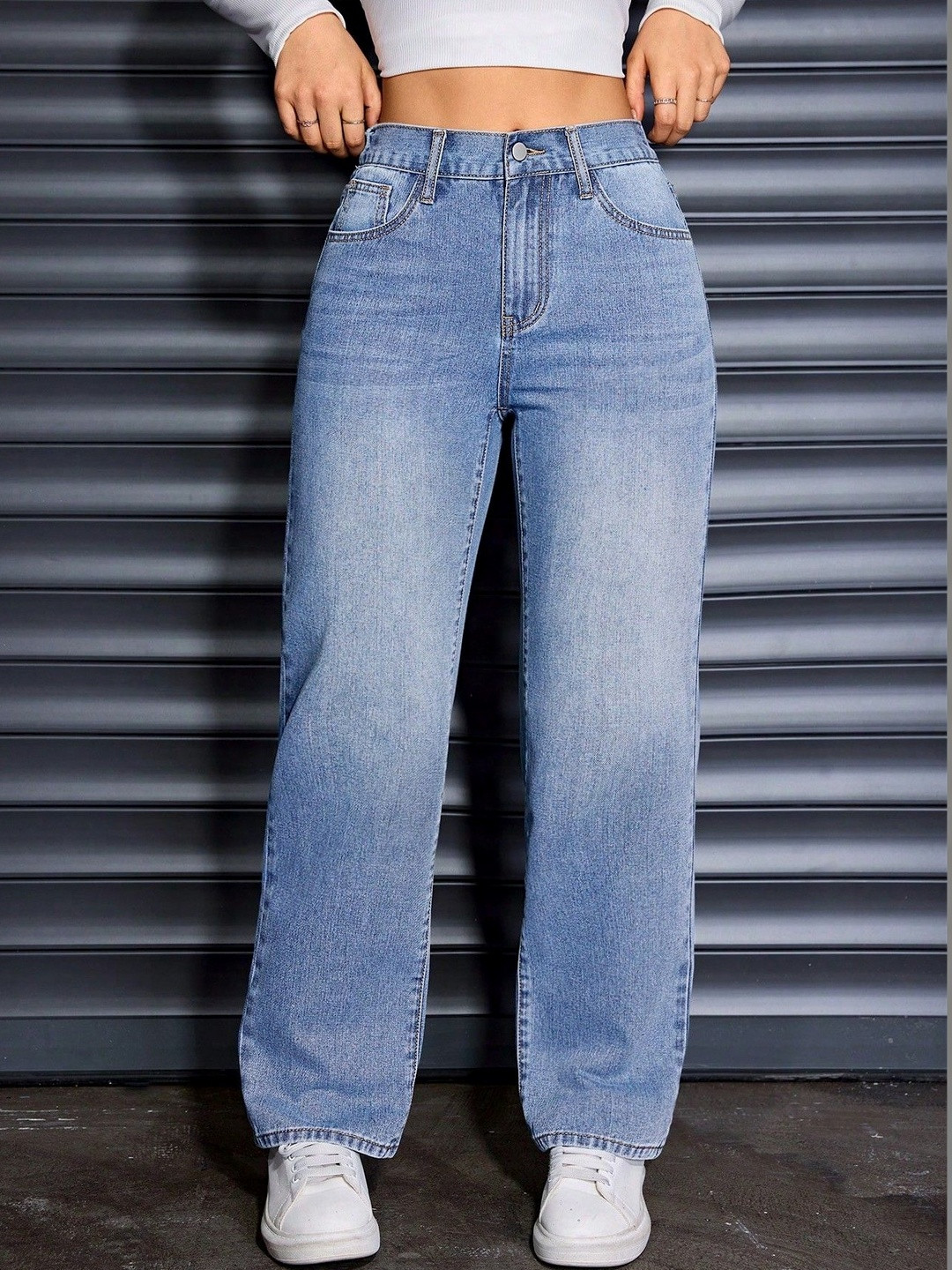 DENIMLOOK Women Jean Straight Fit High-Rise Light Fade Stretchable Jeans