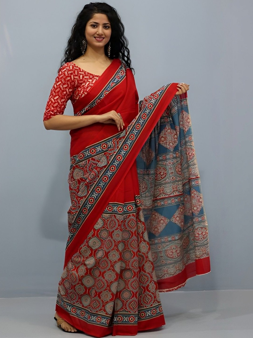 HERE&NOW Ethnic Motifs Pure Cotton Ikat Saree