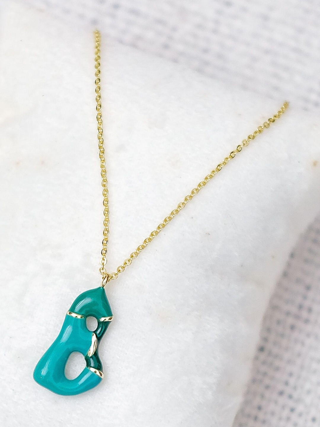 Chumbak Alphabet Charm B Pendant With Chain