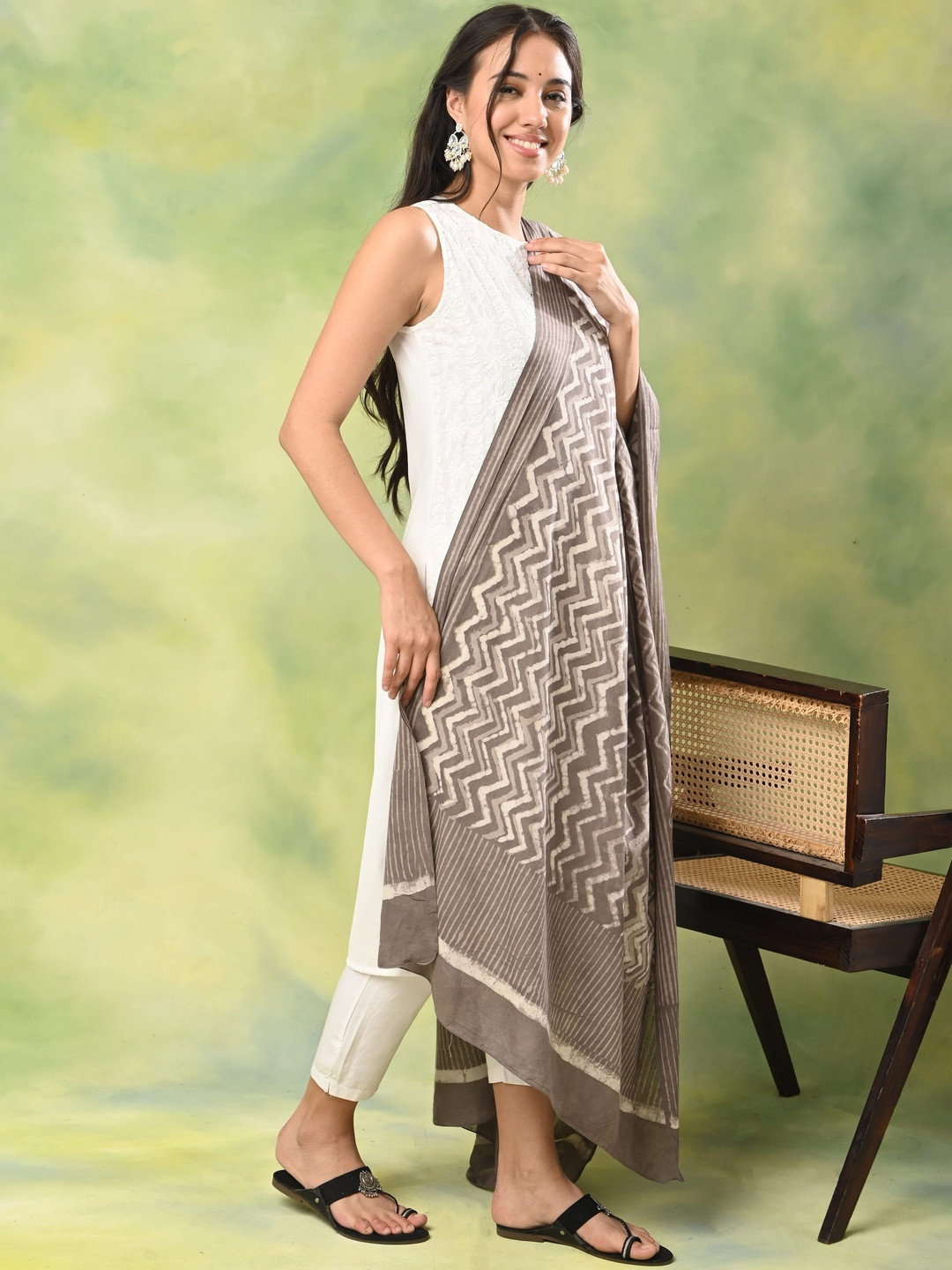 Ushvii Ethnic Motifs Printed Pure Cotton Blend Block Print Dupatta