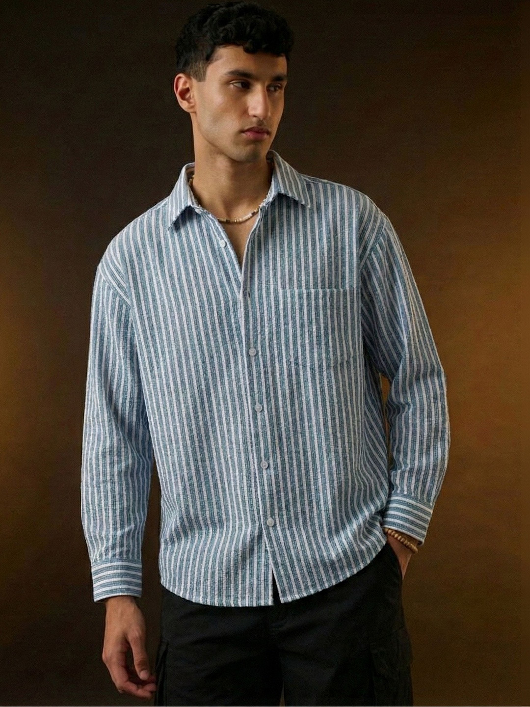 VEYTRO Men Striped Casual Shirt