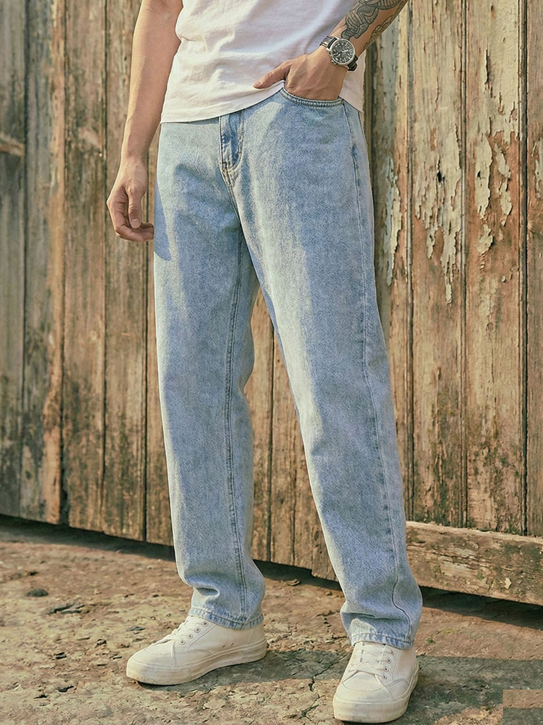 EVERFADE Men Relaxed Fit Mid-Rise Light Fade Jeans