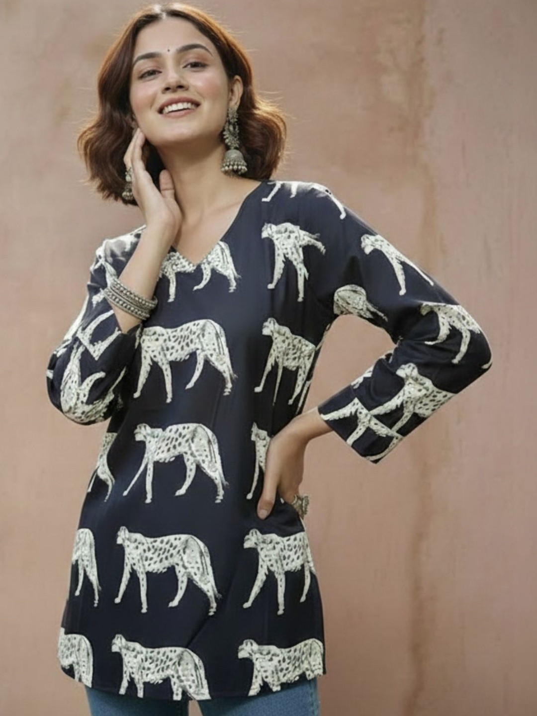 Varanga Women Printed Flared Sleeves Kurta