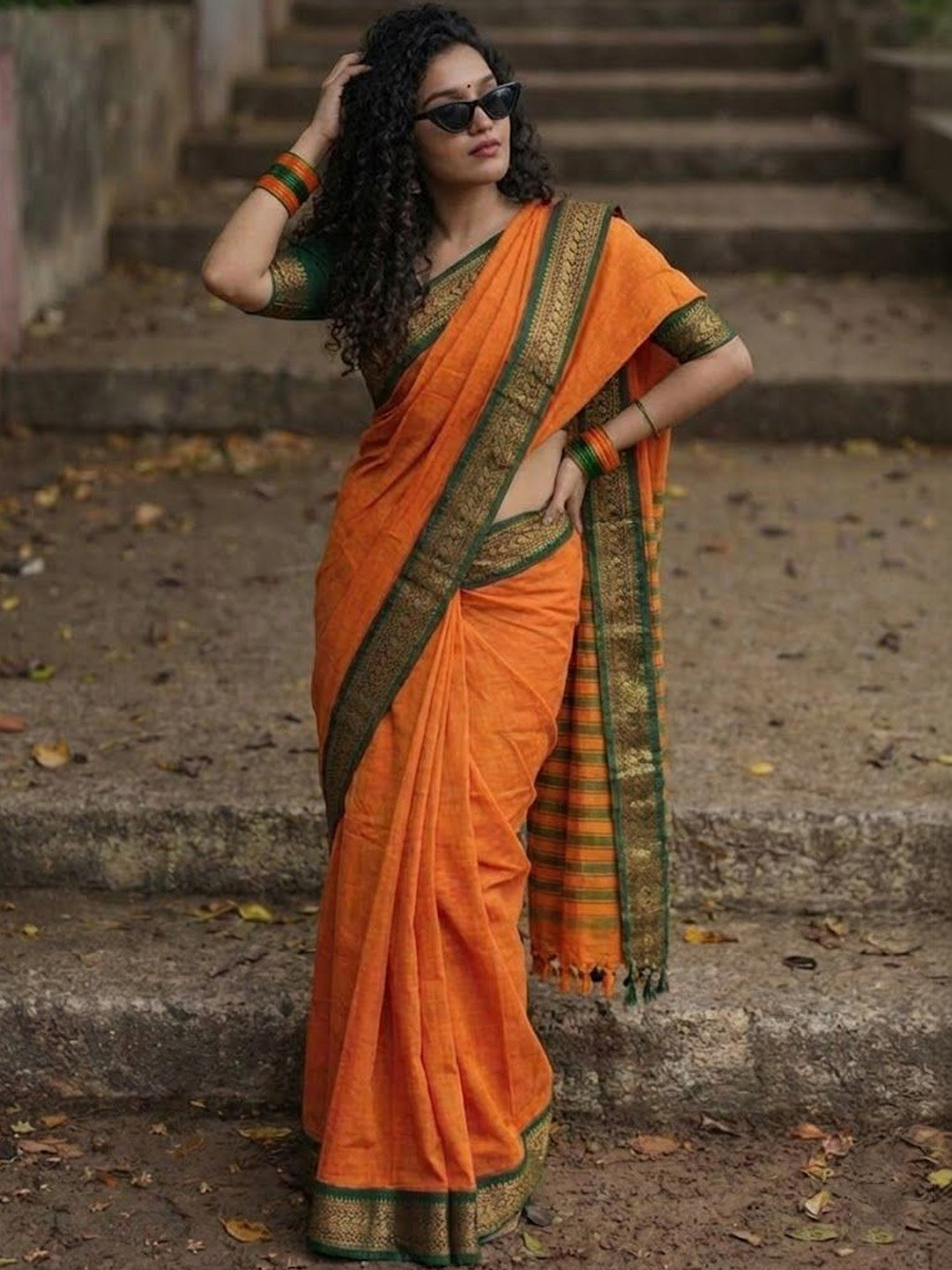 SILKWEAR Woven Design Zari Silk Cotton Handloom Paithani Saree