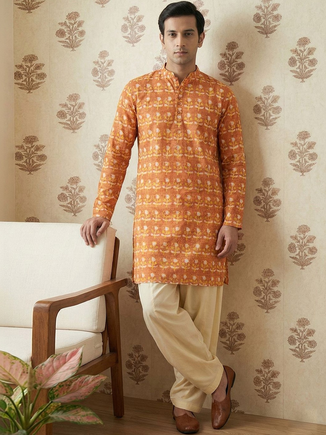 CHHAAP Men Floral Printed Sheers Pathani Kurta