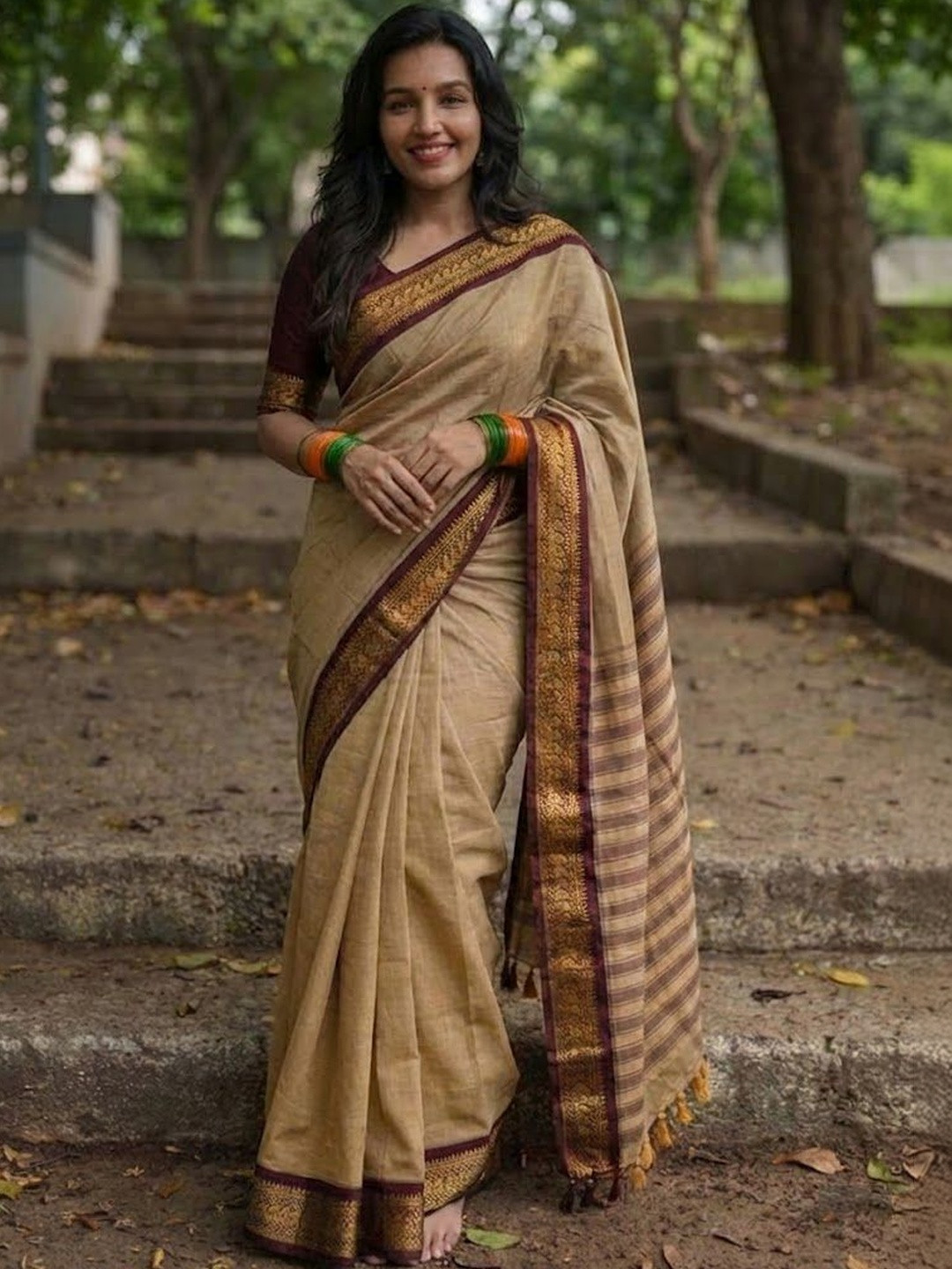 SILKWEAR Woven Design Zari Silk Cotton Handloom Paithani Saree