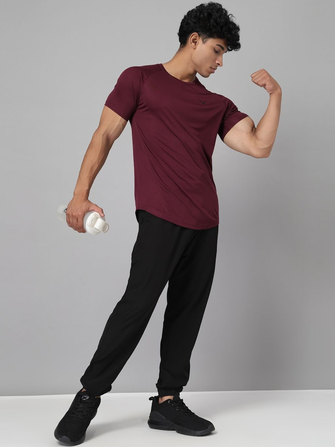 Invincible Maroon Muscle Fit Sports T-shirt
