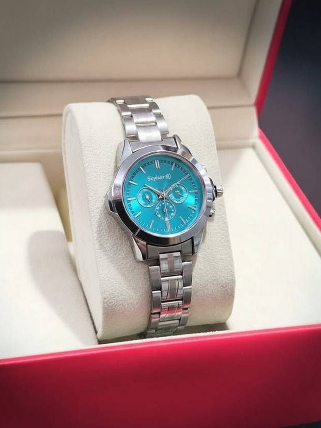 Skylark Women Dial & Bracelet Style Straps Analogue Chronograph Watch Hector_DO_DO_Skyblue_1