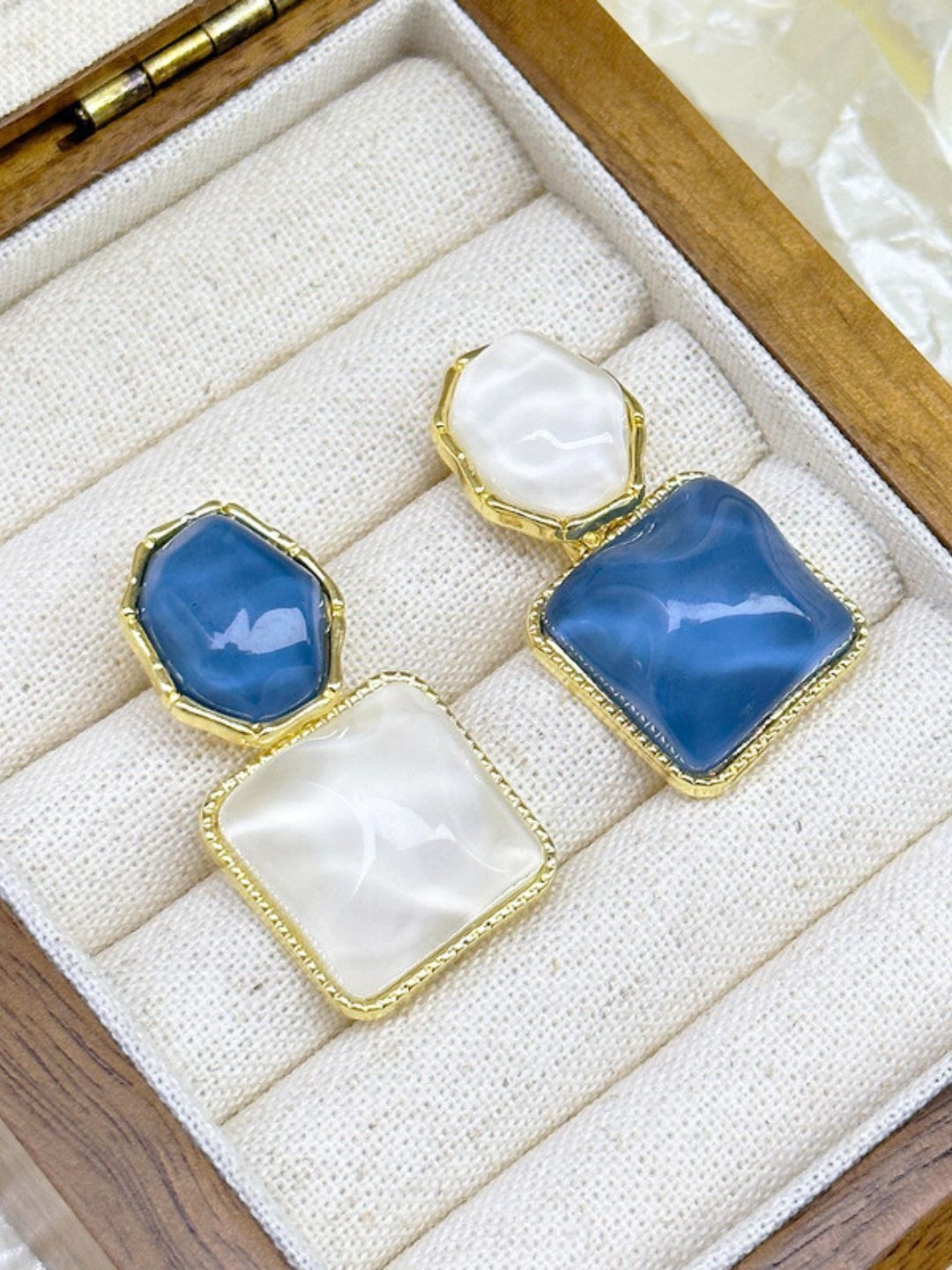 COOLWOOL Geometric Drop Earrings