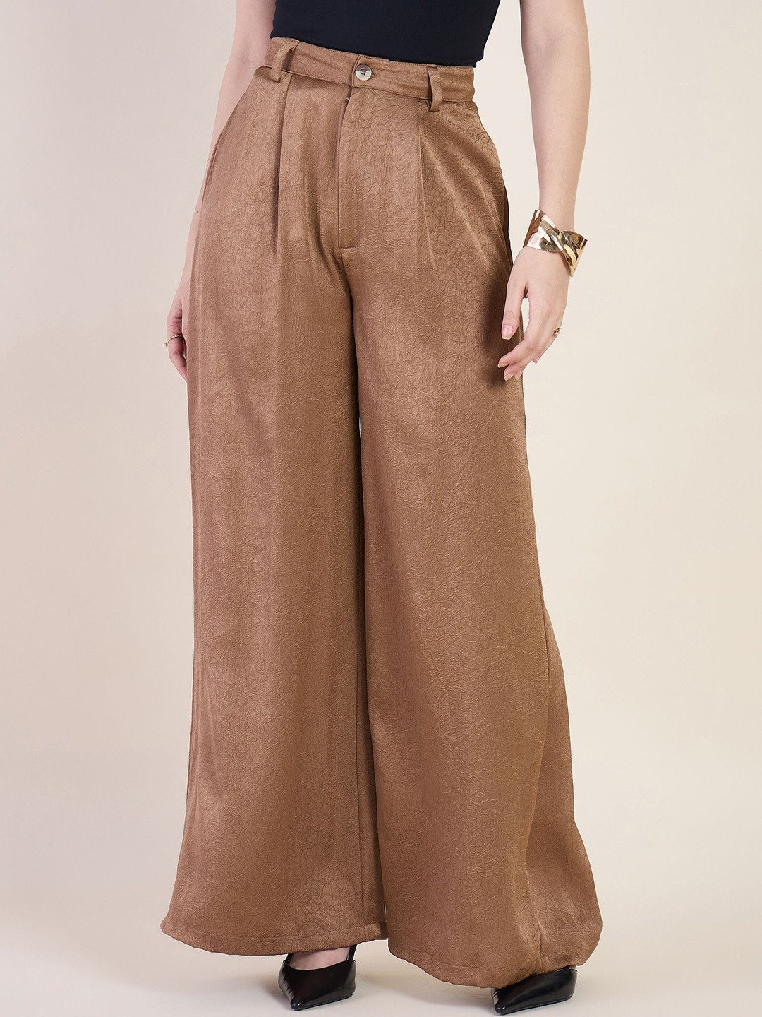 aayu Women Textured Relaxed High-Rise Wrinkle Free Pleated Trousers